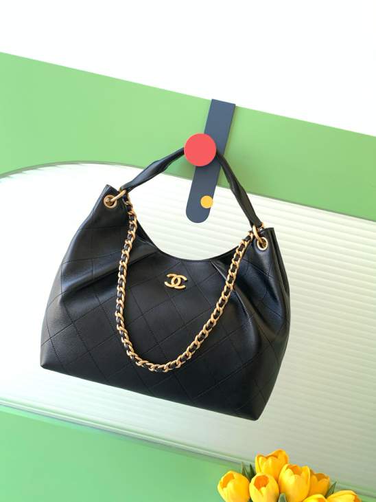 Picture of Chanel Handbags _SKUfw239841506fw